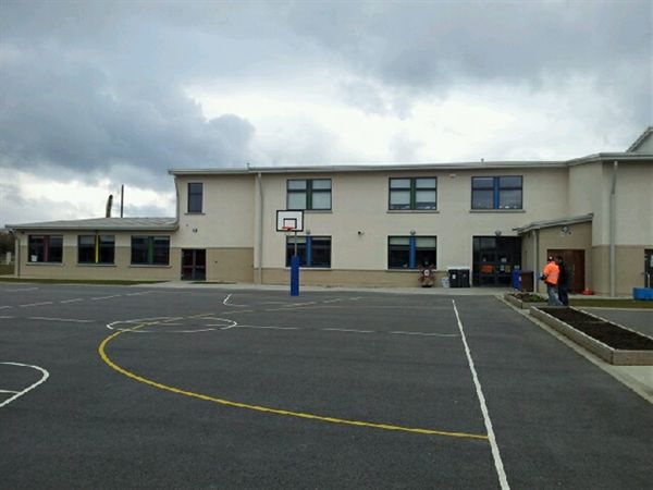 Scoil Naofa Eoin, Navan 6